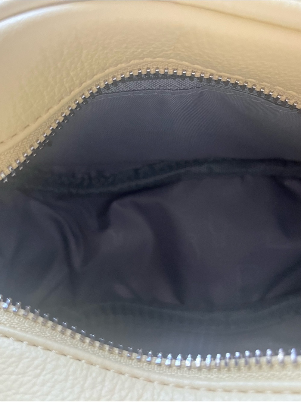 Pixie Mood Butter Yellow Pebbled Crossbody Bean Bag - Picture 5 of 6